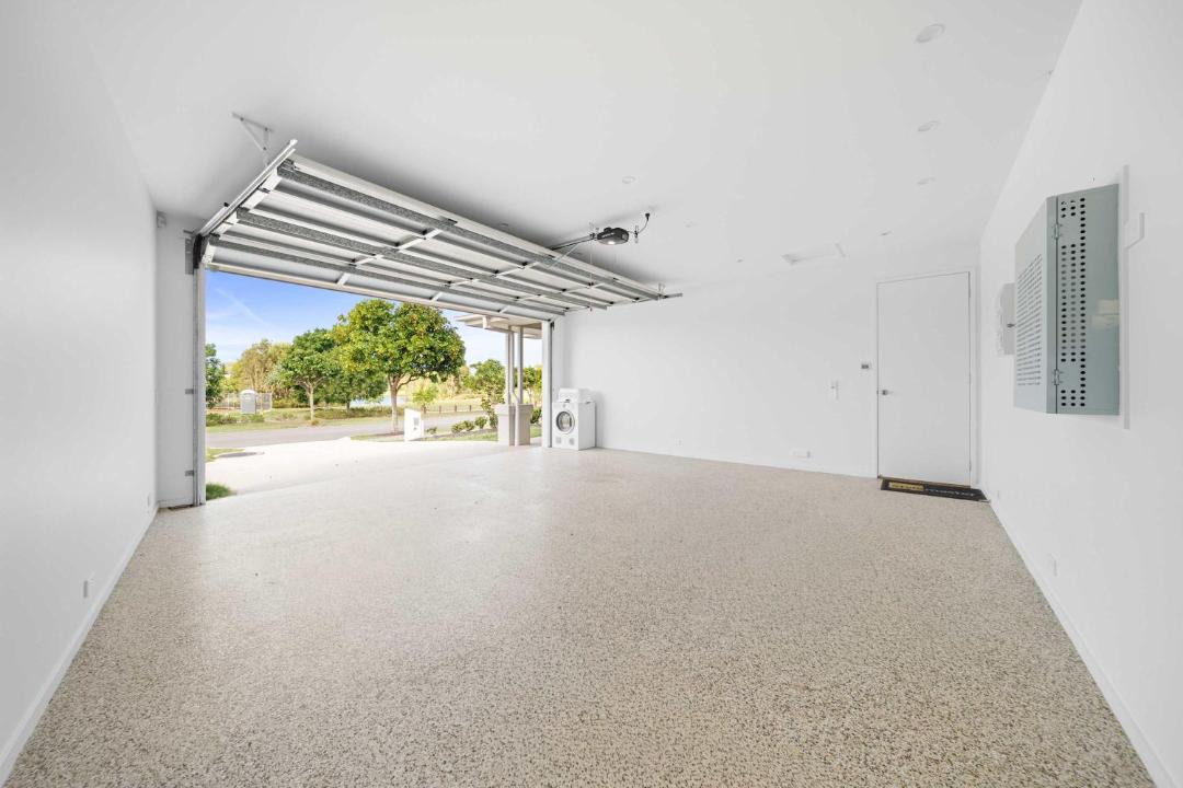 Photo of Others in Banksia Beach