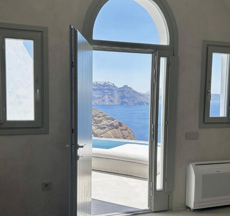 Photo of Others in Oia