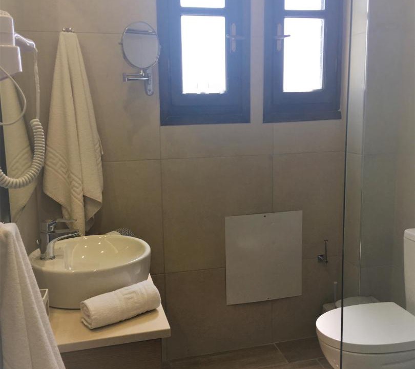 Photo of Bathroom in Lefktron