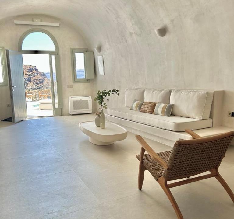 Photo of Others in Oia