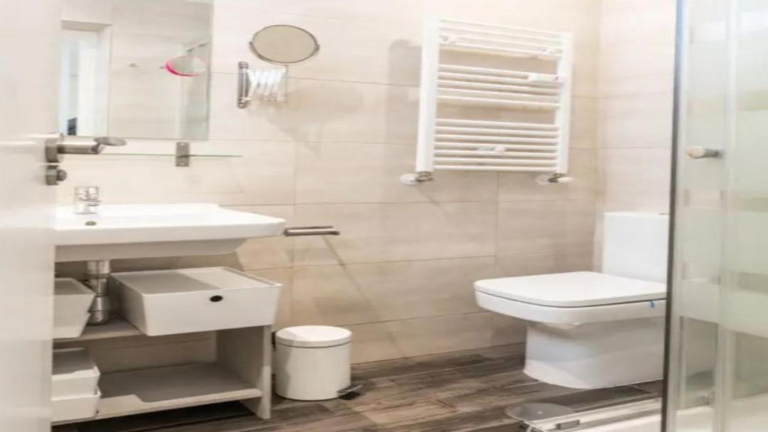 Photo of Bathroom in Firostefani