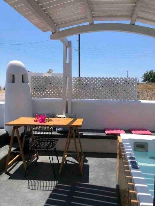 Photo of Patio Balcony in Firostefani