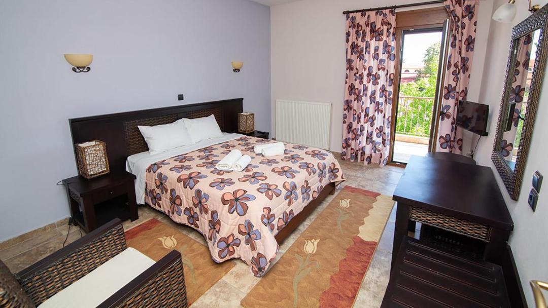 Photo of Bedroom in Thrapsimi