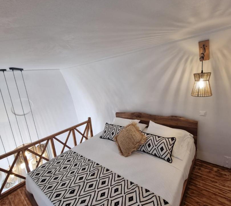 Photo of Bedroom in Oia