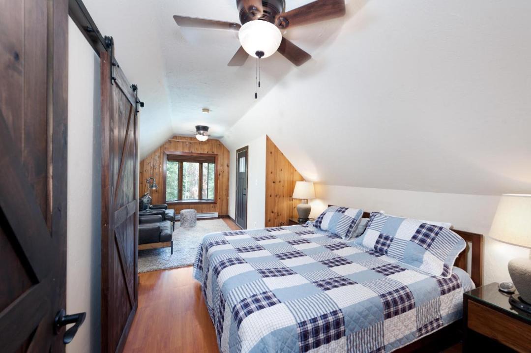 Photo of Bedroom in Columbine Lake