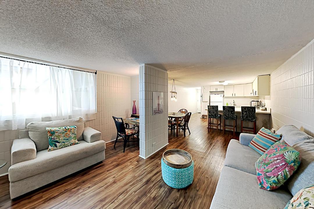 Photo of Livingroom in Punaluu