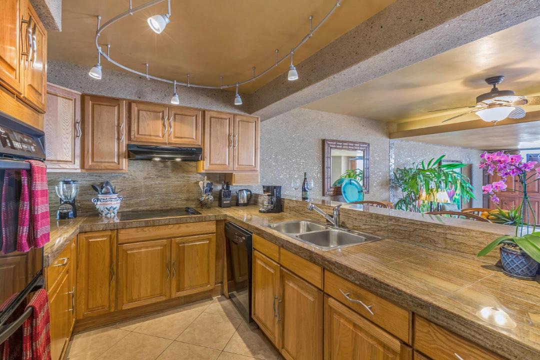 Photo of Kitchen in Princeville