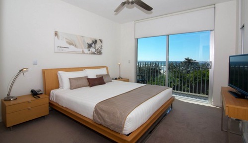 3 Bedroom Beachfront