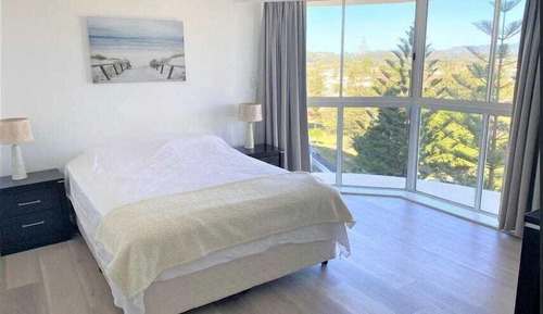 Standard Apartment, 2 Bedrooms, Shared Bathroom