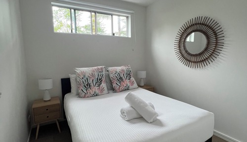 1 Bedroom Poolside Villa