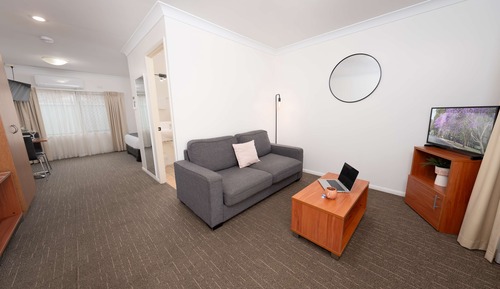 Executive Suite, 1 Queen Bed, Non Smoking