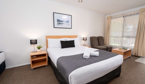 Standard Room, Multiple Beds, Accessible, Non Smoking