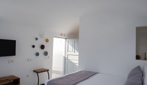 Exclusive Suite, Balcony (Outdoor Plunge Pool, Caldera View)
