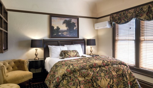 Room, 1 Queen Bed, Pets Allowed