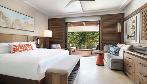 Room, 1 King Bed, Golf View, Tower (Newly Renovated)