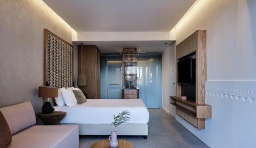 Premium Queen Room with Private Pool