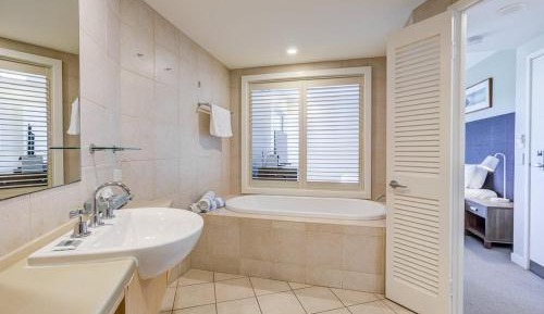 Two-Bedroom Apartment with Balcony