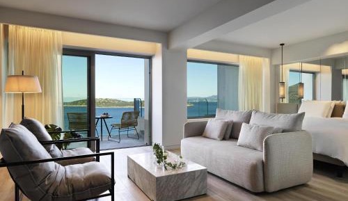Suite Stunning Sea View with Plunge Pool