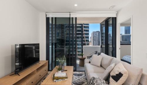 Two-Bedroom Apartment with City View