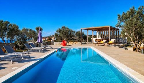 One-Bedroom Villa