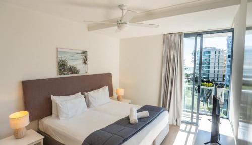  Superior One-Bedroom Apartment