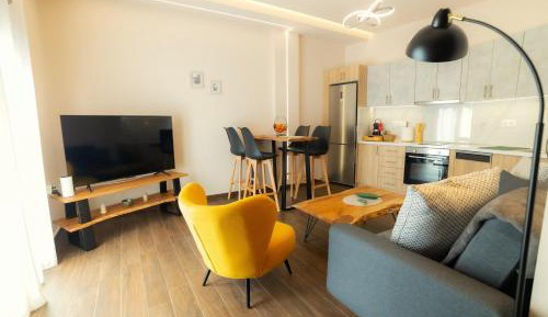 One-Bedroom Apartment with Garden