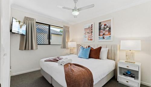 Two-Bedroom Apartment with Resort View