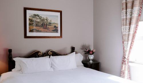 King Room with Victorian Private Bathroom