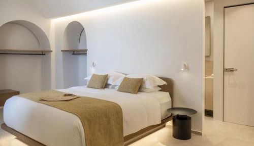 Icon Pool Villa with Sunset & Sea View