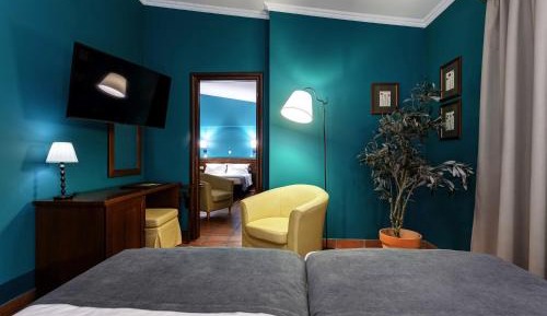 Standard Family Room