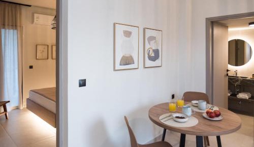 Apartment with Garden View