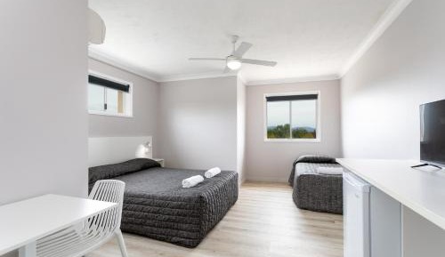 Triple Room - Stair Access Only (Parking subject to availability)