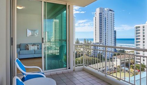 One-Bedroom Apartment with Ocean View