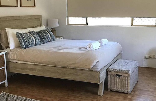 Pottsville House | Surfside Pottsville - Absolute beachfront house with private beach access