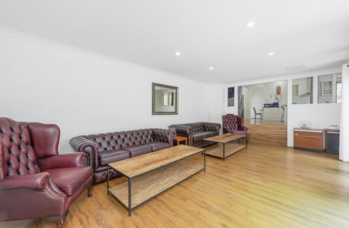 Nerang House | Chilled Lifestyle - huge home in a very quiet area of the Gold Coast