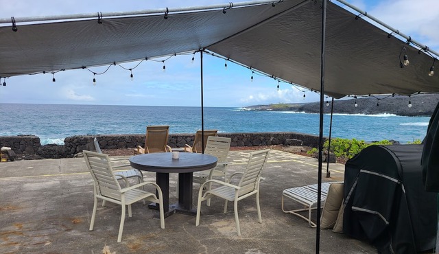 Milolii Ocean Front Studio